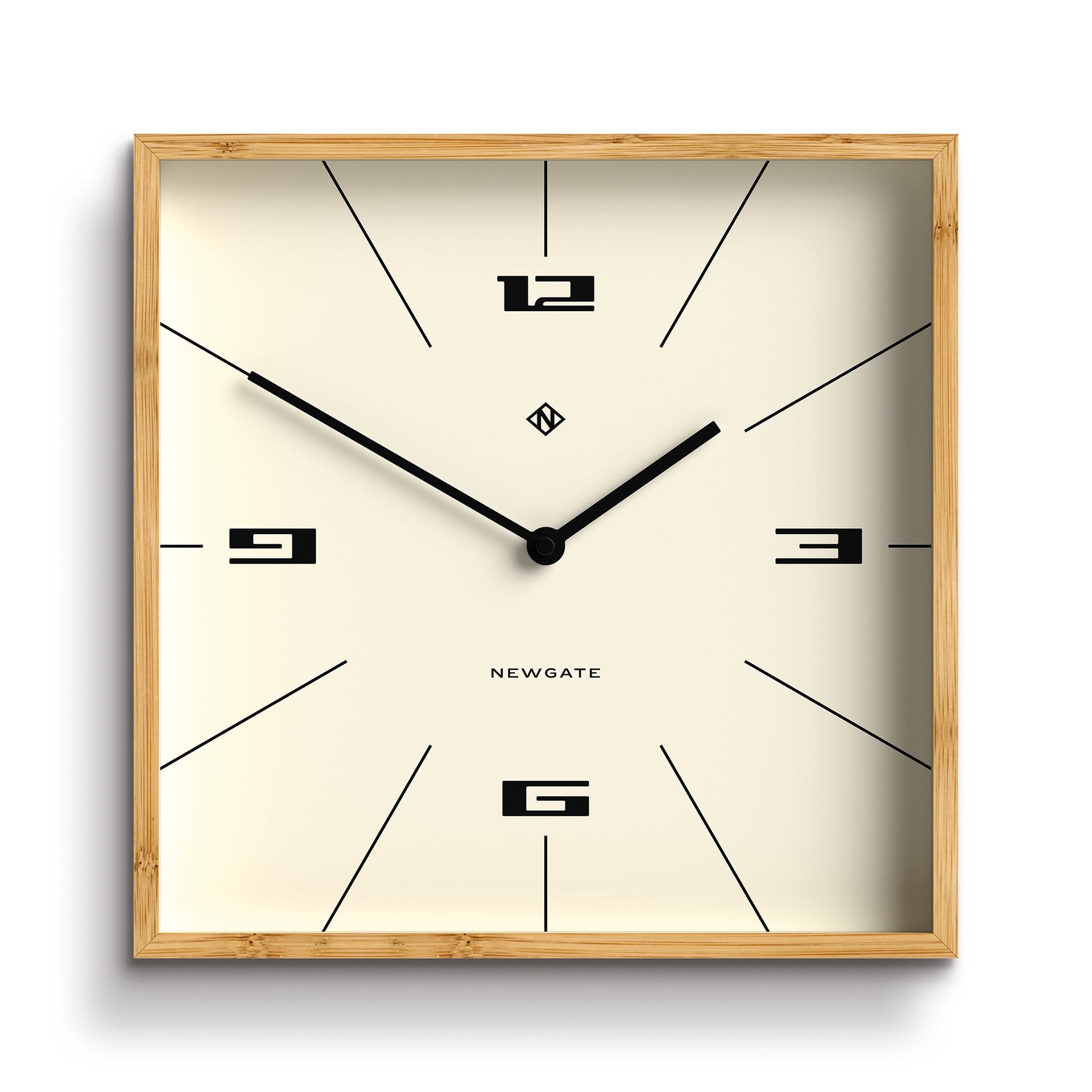 Eden Nest Fiji Wall Clock Hovercraft Dial Minimalist